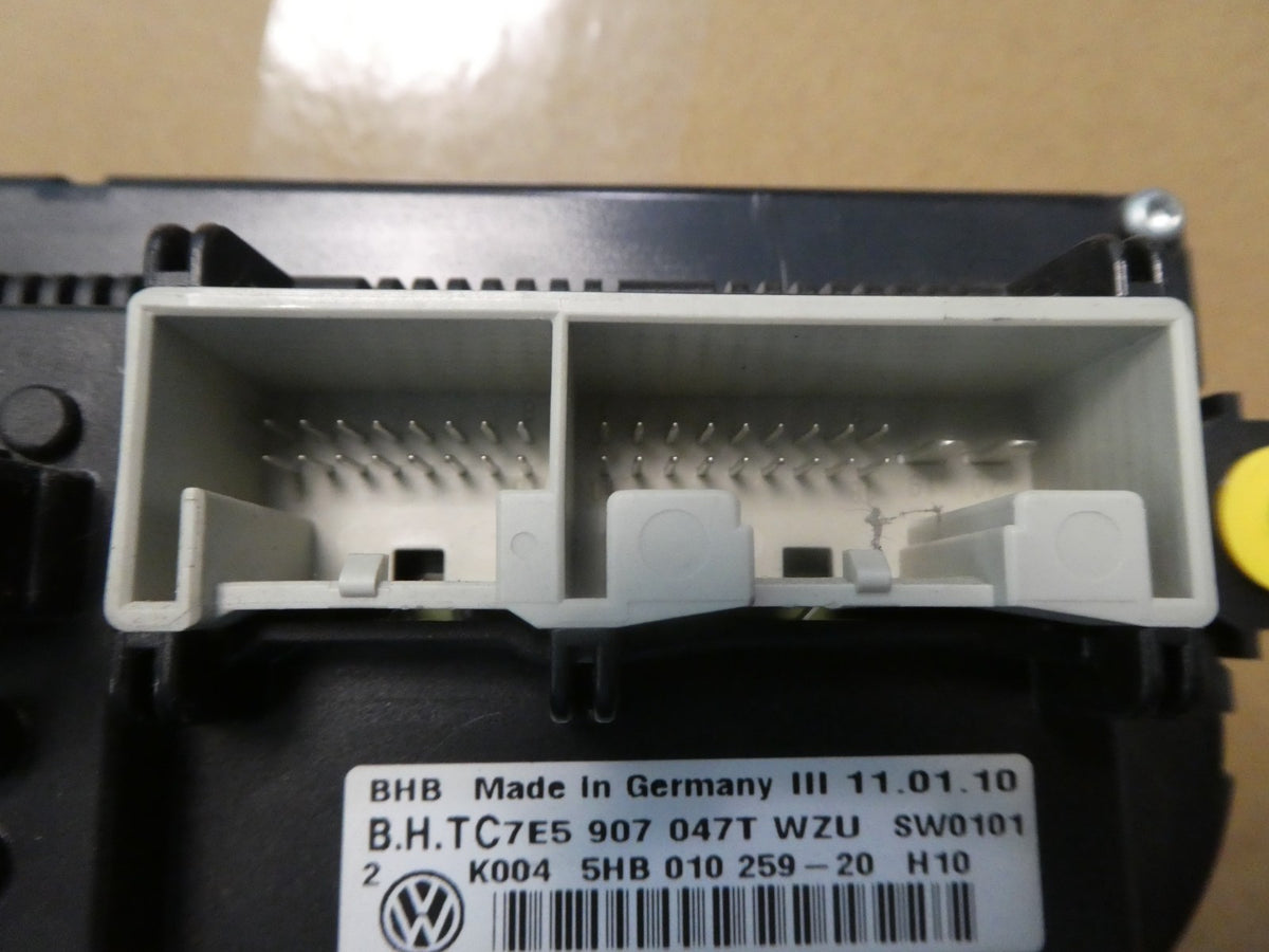 VW T5 Facelift Klimabedienteil Klimasteuerung Heizung 7E5907047T ORIGINAL gebraucht - Transporter – Produktansicht 8