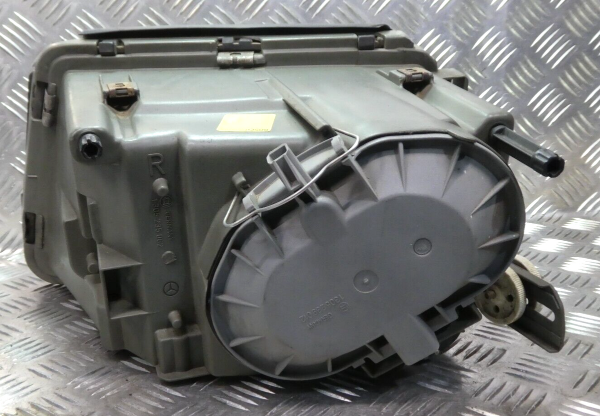 Mercedes-Benz C126 W126 SEC Coupe Scheinwerfer Rechts 1268203261 ORIGINAL gebraucht - 1305235062 – Produktansicht 6