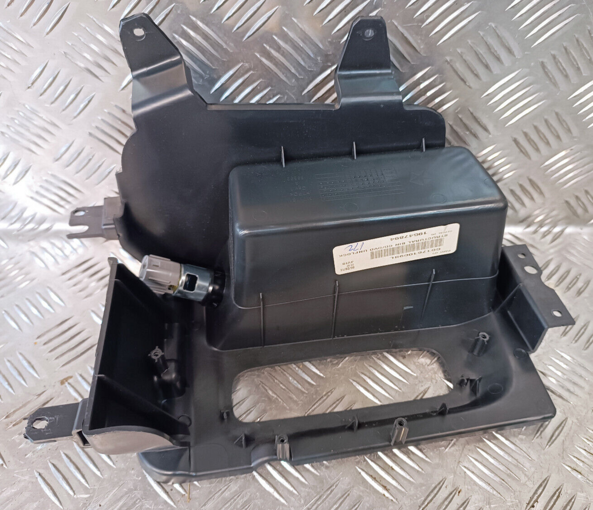 Jeep Grand Cherokee WK2 Ablagefach Staufach Fach ORIGINAL gebraucht - C01761009BL – Produktansicht 2