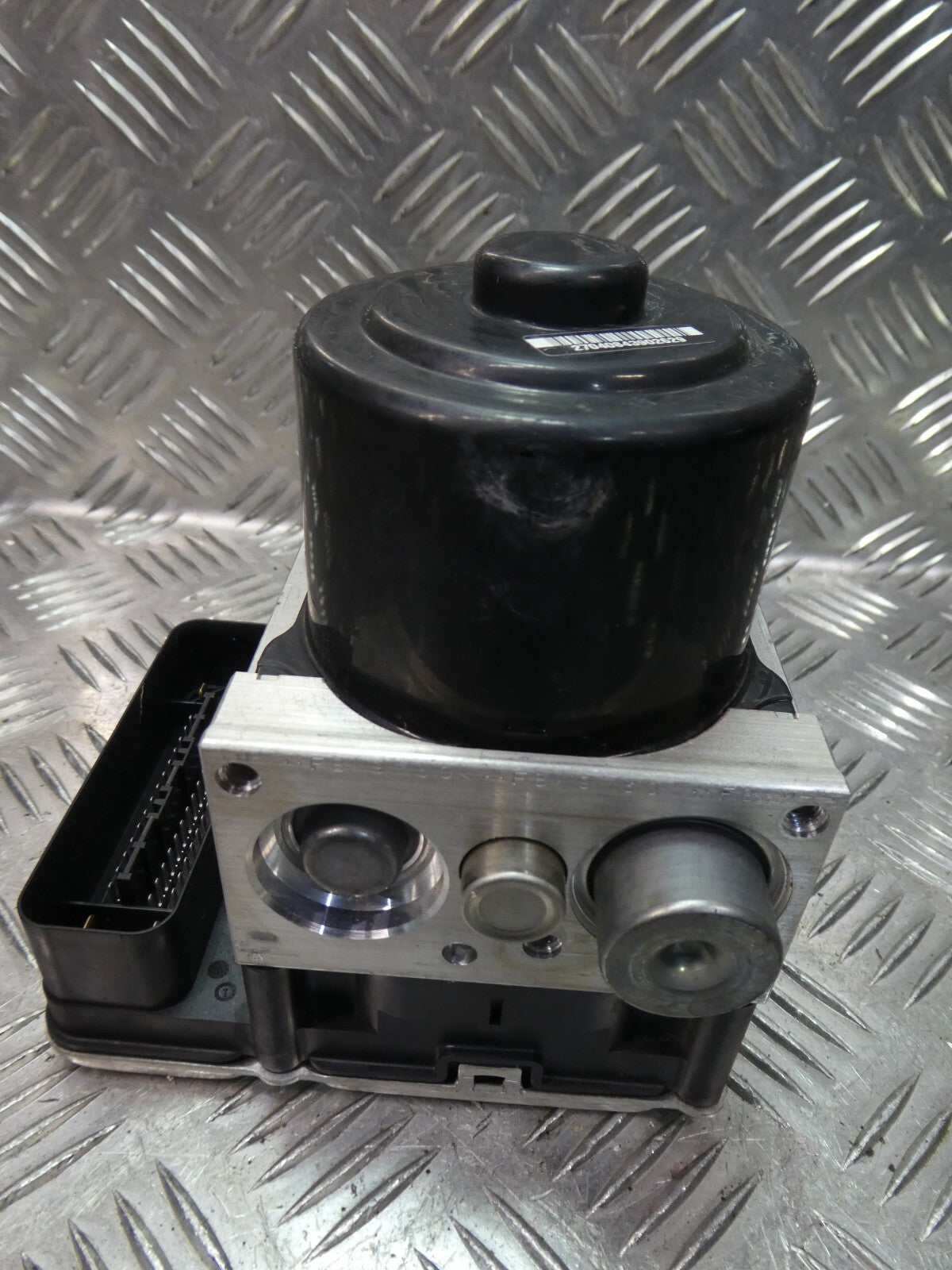 Porsche Cayenne S 92A 4.8 ABS ESP Steuergerät 7P5614517A ORIGINAL gebraucht - Hydraulikblock – Produktansicht 2