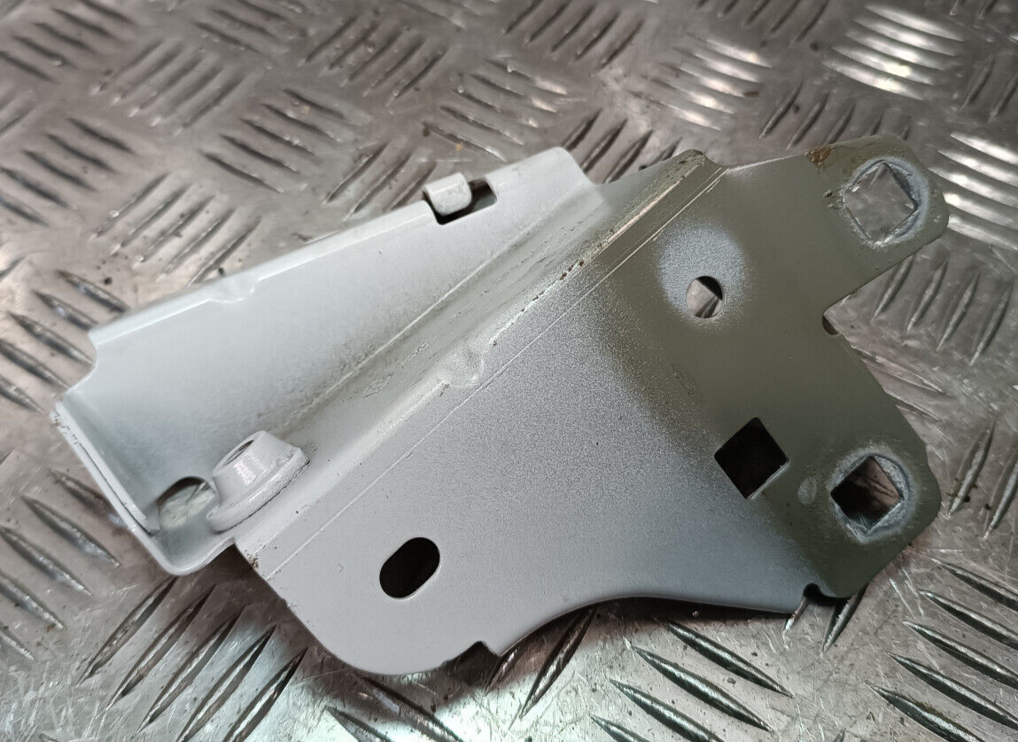 Renault Zoe 2022 Original Kotflügel Halter Vorne Links gebraucht - 620425323R – Produktansicht 1