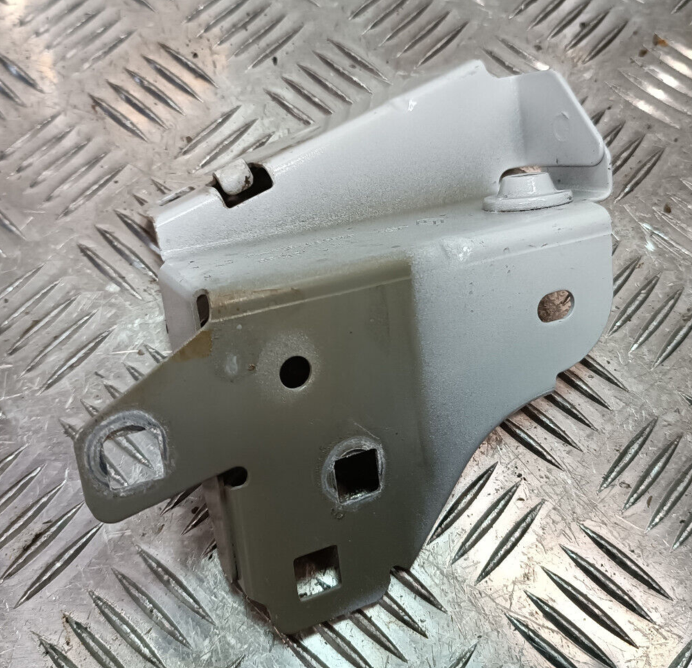 Renault Zoe 2022 Original Kotflügel Halter Vorne gebraucht - 620435786R – Produktansicht 2