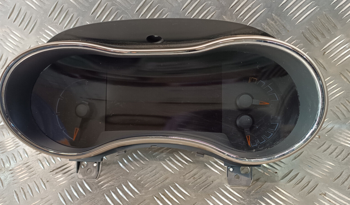 Jeep Grand Cherokee WK2 Instrumentencluster ORIGINAL gebraucht - P05091682AG – Produktansicht 2