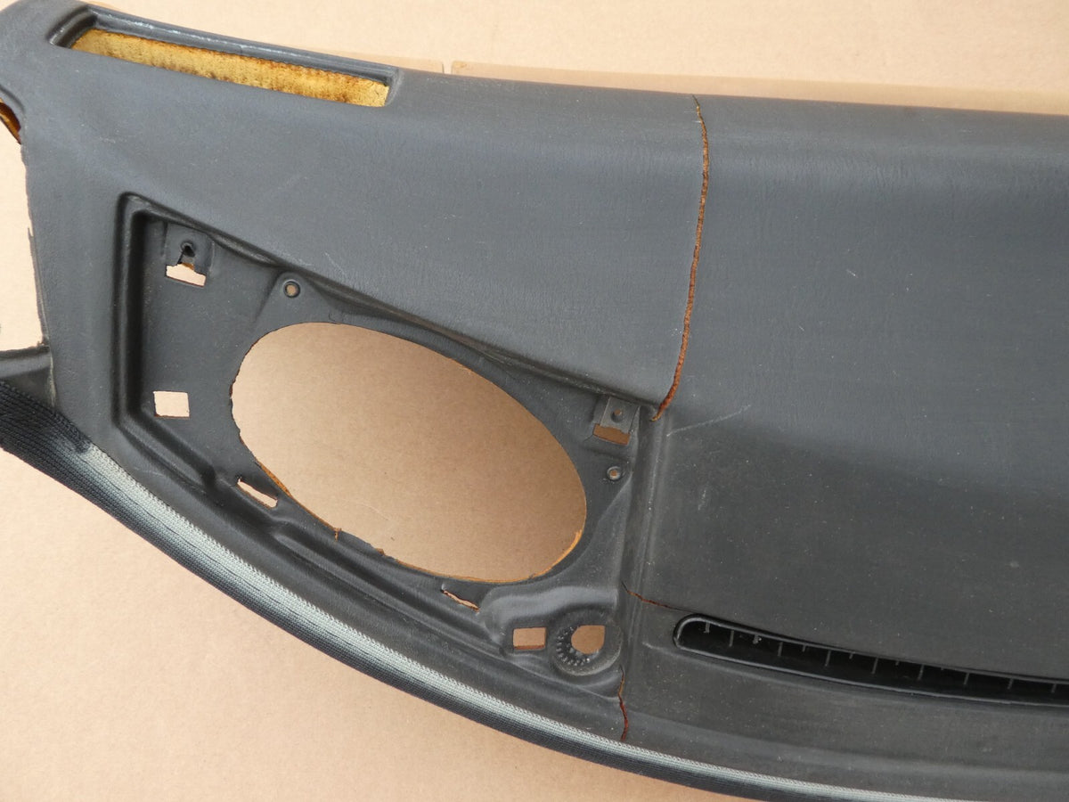 Mercedes-Benz C126 W126 Coupe SEC 1983 Armaturenbrett Cockpit – Produktansicht 5