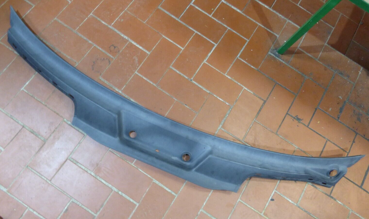 Porsche Cayenne S 92A Wasserabweiser Wasserkastenabdeckung 7P5819401B ORIGINAL gebraucht - Windlauf – Produktansicht 1