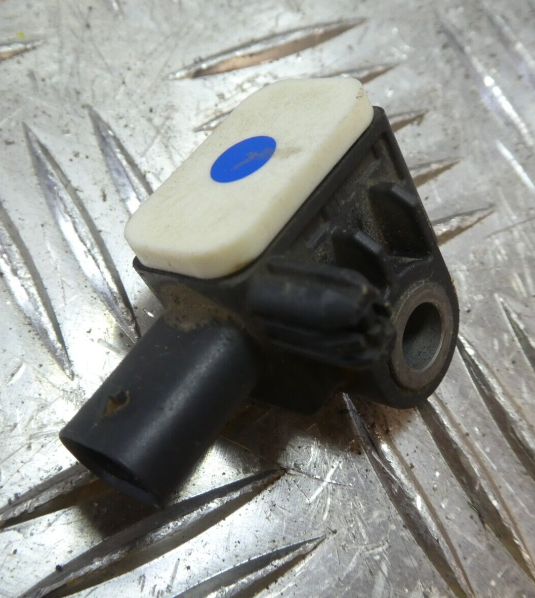 Porsche Cayenne 92A Orig. Airbag Crash Sensor 7P0959651 ORIGINAL gebraucht - Crashsensor – Produktansicht 1