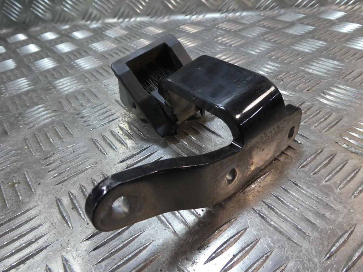 Porsche Cayenne 958 92A Rechts 7P5827302B ORIGINAL gebraucht - Hackklappenscharniere – Produktansicht 3