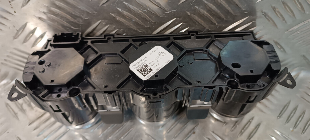 Renault Zoe 2022 Klimabedienteil Modul Klima Heizung Control ORIGINAL gebraucht - 275102991R – Produktansicht 3