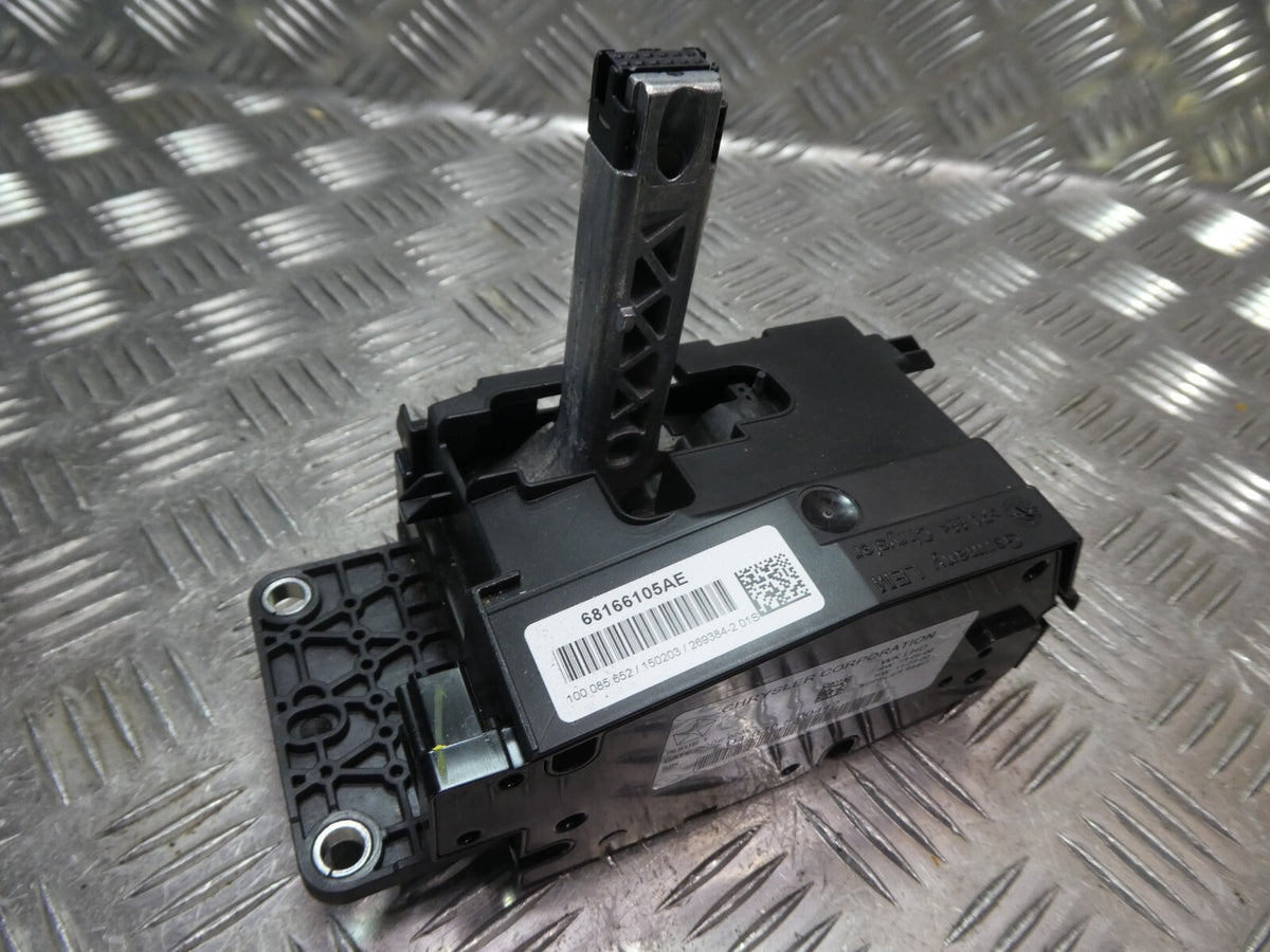 Jeep Grand Cherokee IV WK2 Schaltkulisse Schalthebel 68166105AE ORIGINAL gebraucht - TU1020500442 – Produktansicht 1
