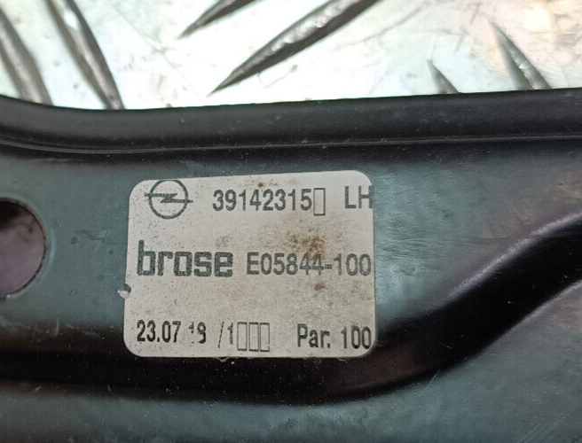 OPEL ASTRA K 1.0 TURBO 12V Original Fensterheber GM Vorne Links gebraucht - 39142315 – Produktansicht 3
