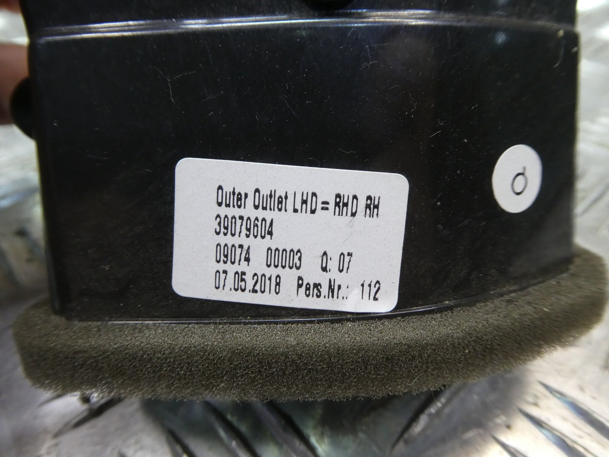 OPEL ASTRA K Luftdüse Luftströmer mitten Rechts GM schwarz ORIGINAL gebraucht - 39079604 – Produktansicht 4