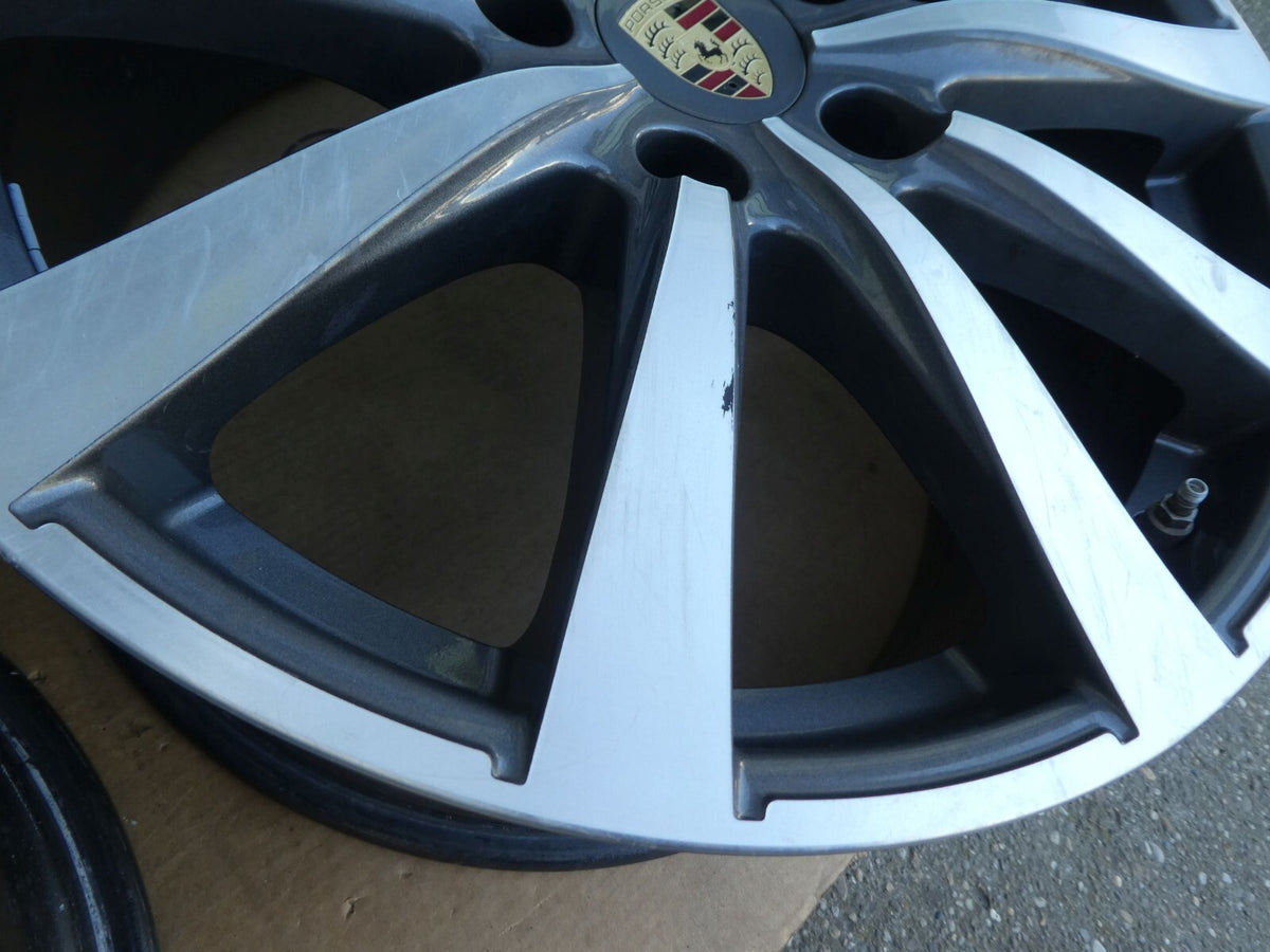 Orig Porsche 970 19 zoll Alufelgen satz SPEEDLINE mit RDK & Nabendeckel ORIGINAL gebraucht - Panamera – Produktansicht 10