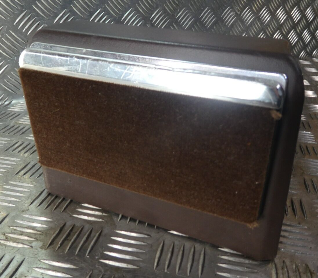 Mercedes C126 W126 Coupe SEC Mittelkonsole mit Aschenbecher ORIGINAL gebraucht - 1268431107 – Produktansicht 2