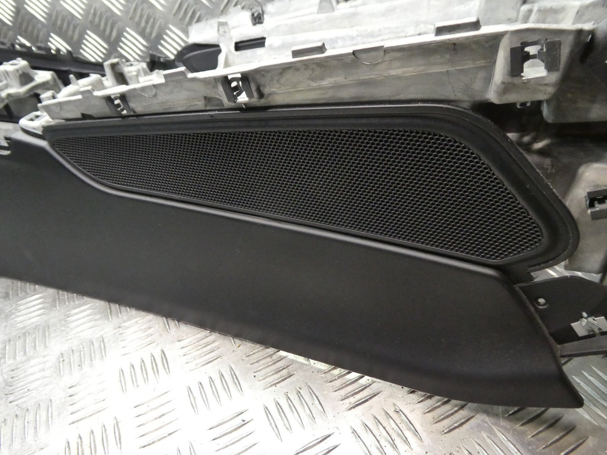 Porsche Macan 95B Schwarz/Centre console/tunnel black 95B863241 ORIGINAL gebraucht - Mittelkonsole – Produktansicht 4