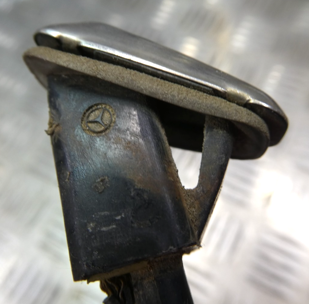 Mercedes-Benz W126 C126 SEC Scheibenwaschdüse Chrom beheizbar gebraucht - - Original – Produktansicht 5