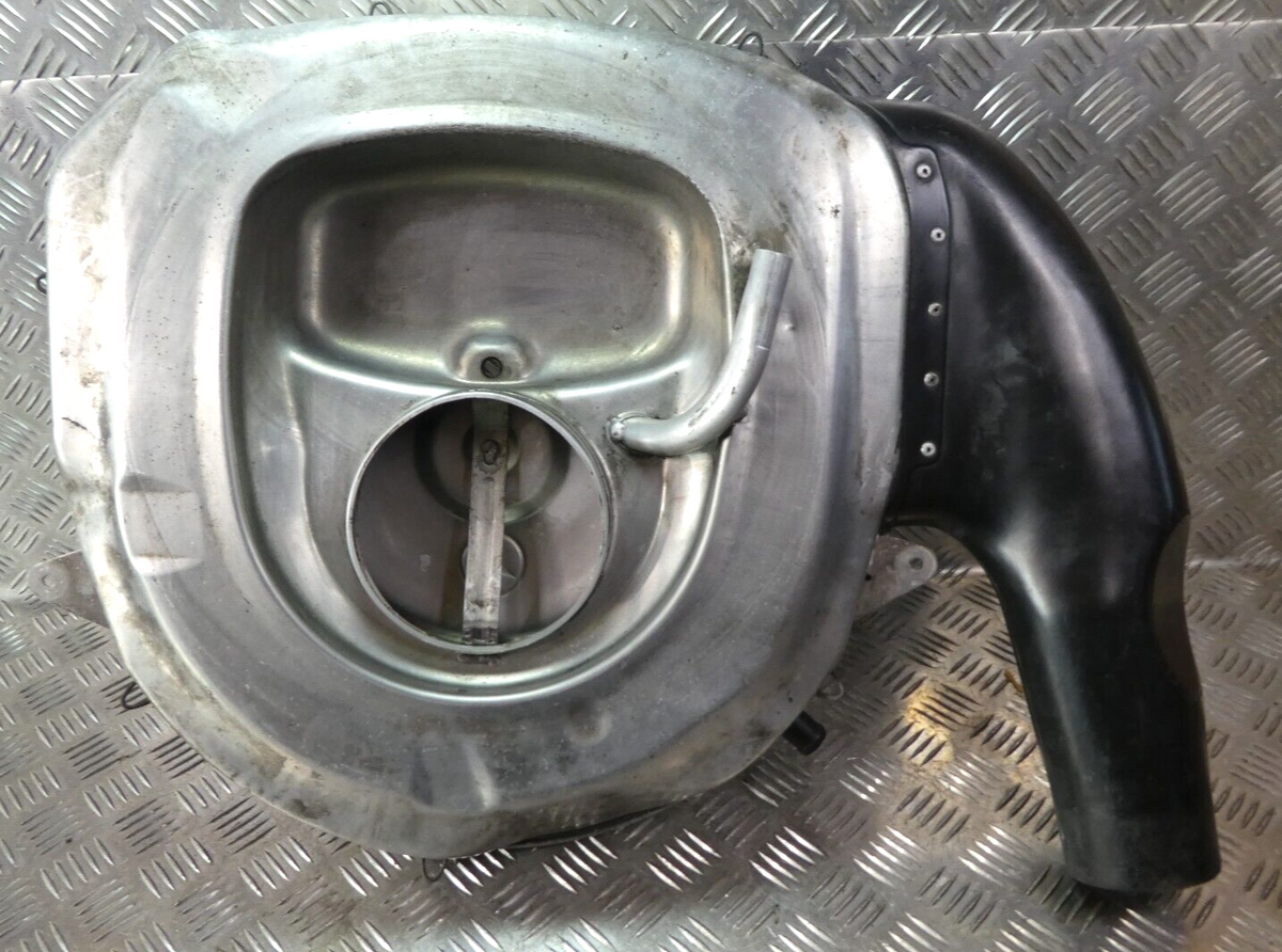 Mercedes C126 W126 Luftfilterkasten Filterkasten Aluminium 4617485100 ORIGINAL gebraucht - 0130946802 – Produktansicht 2