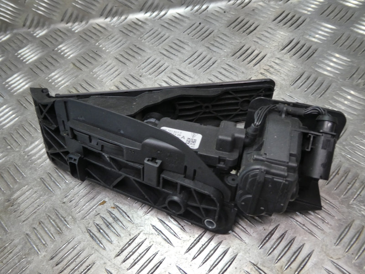 Porsche 3.0 E-Hybrid Gaspedal 6PV008792-40 _ 298.721.507.F ORIGINAL gebraucht - Panamera – Produktansicht 2