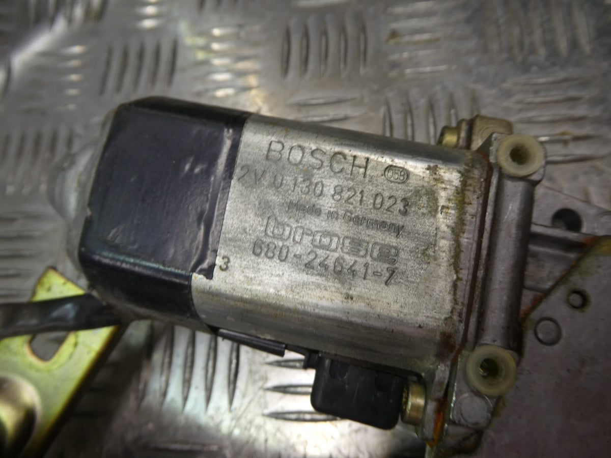 Mercedes-Benz C126 C123 Coupe SEC Elektrische Fensterheber Vorne Re. ORIGINAL gebraucht - 1267202646 – Produktansicht 4