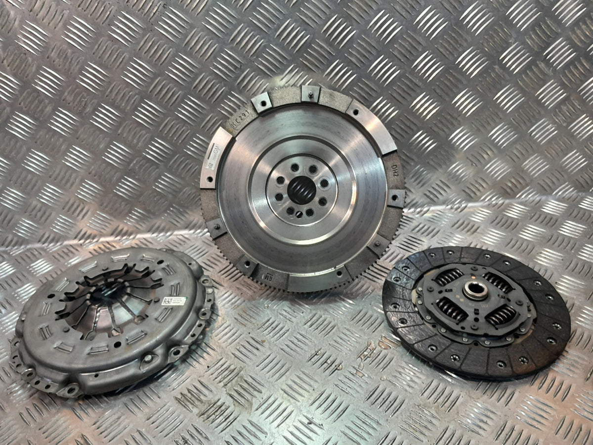 OPEL ASTRA K 1.4 Turbo Schwungrad Kupplungssatz Kupplung 24280088 0595 ORIGINAL gebraucht - 18830088 – Produktansicht 1