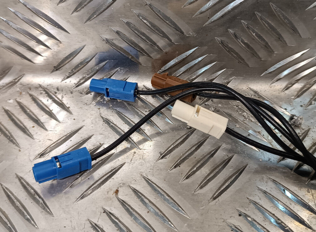 Renault Zoe 2022 Original Antennenfuss Antennen gebraucht - 282168032R – Produktansicht 5