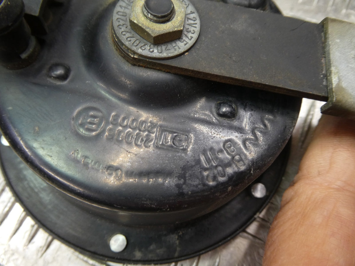 Mercedes-Benz W126 C126 Hupe ORIGINAL gebraucht - 0320223201 – Produktansicht 4