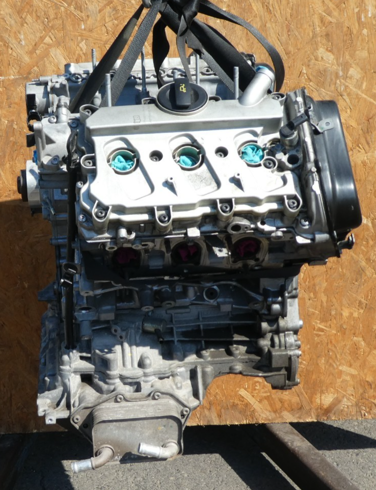 Porsche 970 3.0 E-Hybrid Motor CGE _ CGF CGFA ohne Anbauteile 57800 km ORIGINAL gebraucht - Panamera – Produktansicht 2