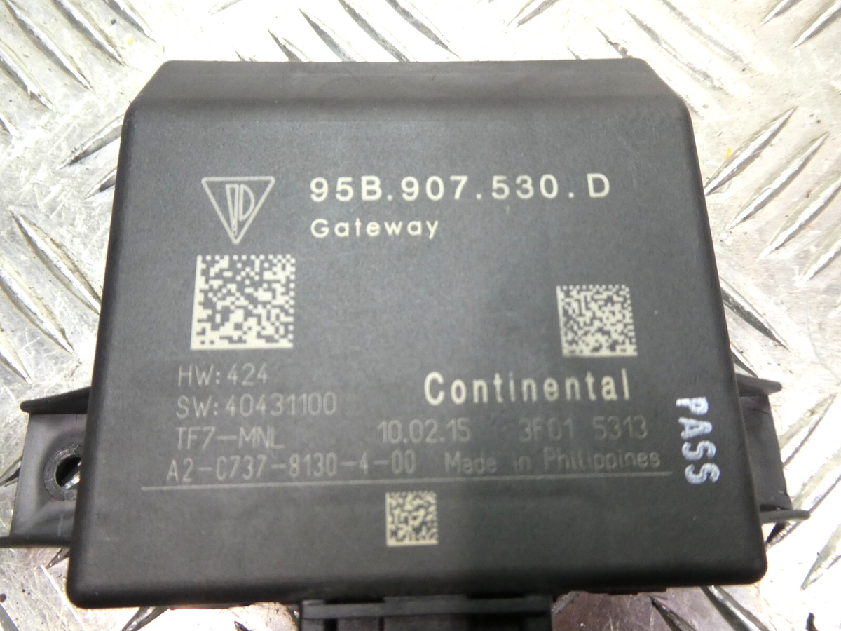 Porsche Macan 95B Steuergerät Gateway ORIGINAL gebraucht - 95B907530D – Produktansicht 2