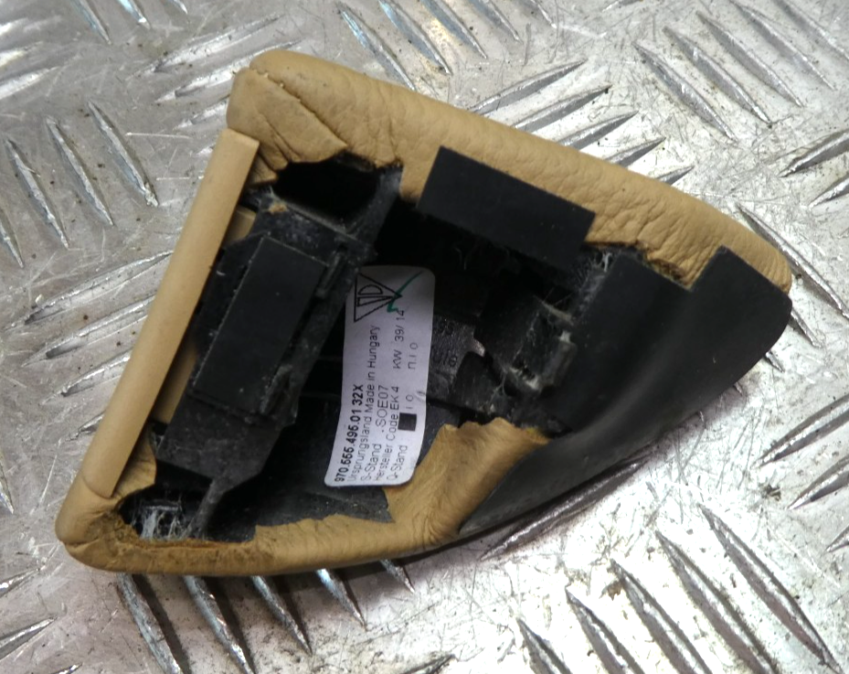Porsche Panamera 970 Leder Abdeckung Armlehne vorne links Blende ORIGINAL gebraucht - 97055549501 – Produktansicht 3