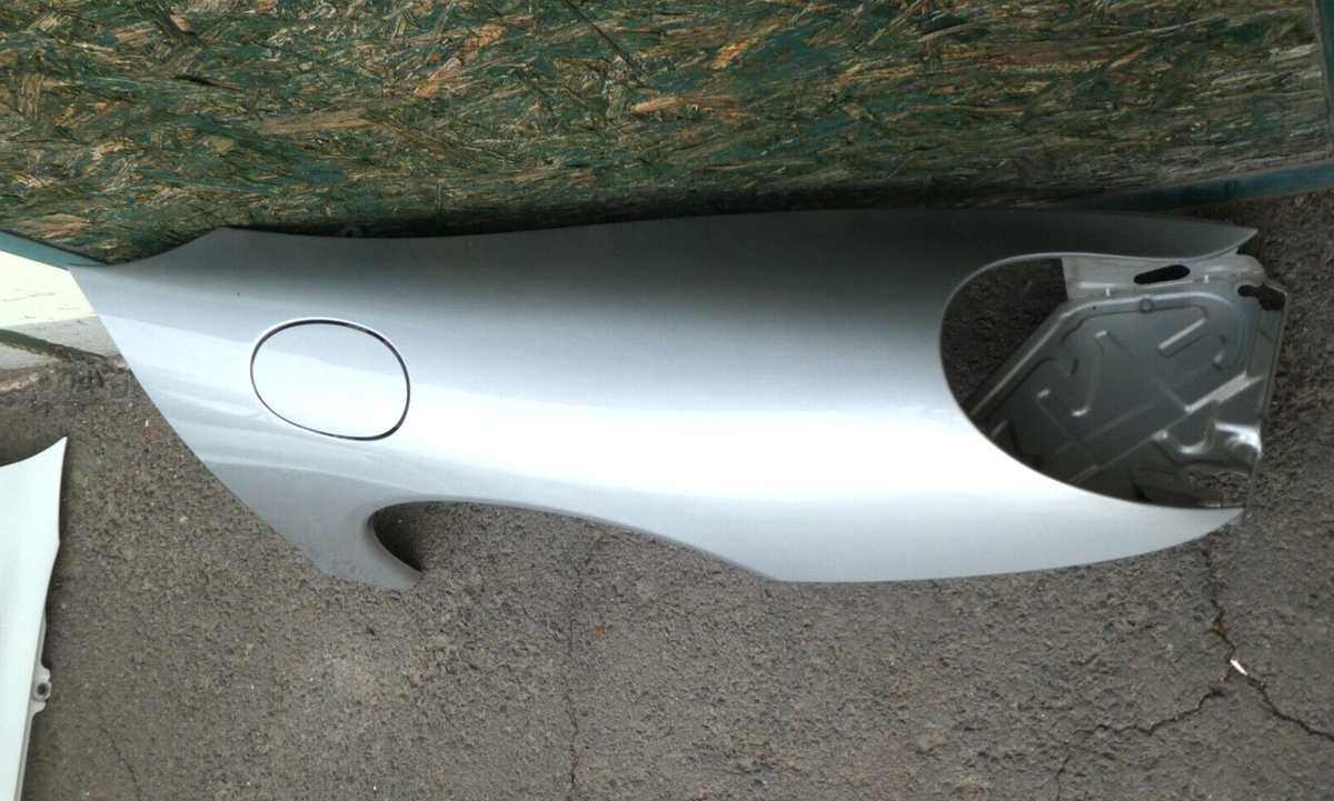 Porsche Boxster 986 Kotflügel Vorne Rechts L92U Metallic ORIGINAL gebraucht - Arktissilber – Produktansicht 3