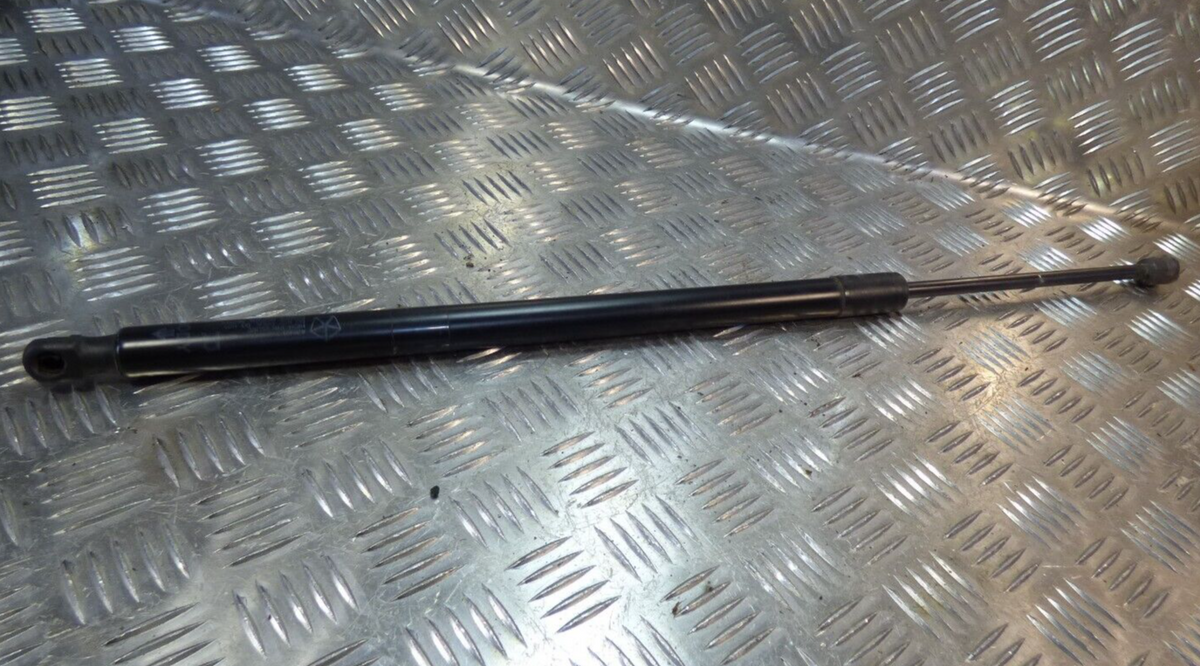 Jeep Cherokee KL Heckklappe Dämpfer Gasdruckdämpfer ORIGINAL gebraucht - 68103066AB – Produktansicht 1