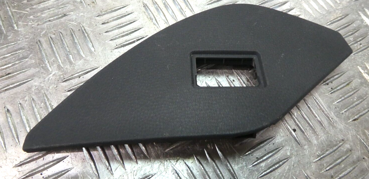 ID3 ID.3 Armaturenbrett Seitenverkleidung 10B858218 ORIGINAL gebraucht - Volkswagen – Produktansicht 1