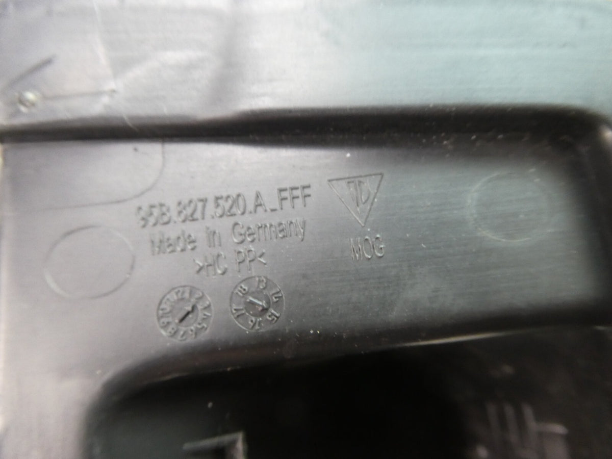 Porsche Macan 95B verkleidung abdeckung schwarz 95B827520A ORIGINAL gebraucht - Kofferraumschloss – Produktansicht 4