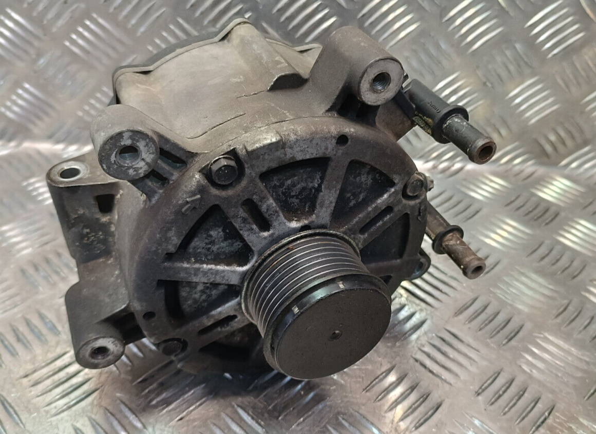 Porsche PANAMERA 970 Lichtmaschine Hitachi 190A ORIGINAL gebraucht - 94860302902 – Produktansicht 1
