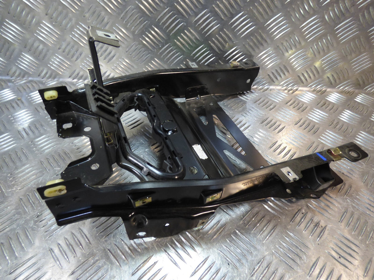 Porsche Boxster 987 997 Abstützung Rahmen Mittelkonsole Halterung ORIGINAL gebraucht - 99755216304 – Produktansicht 1
