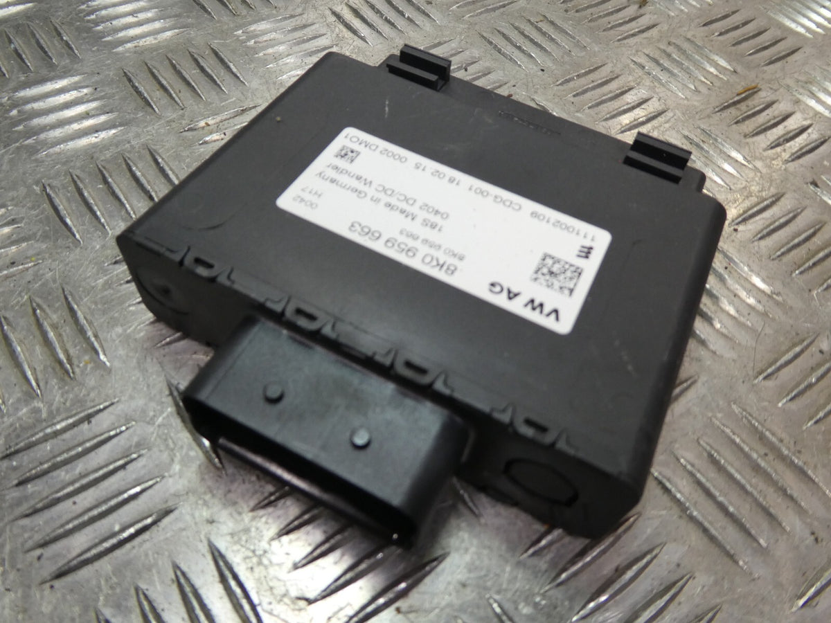 Porsche Macan 95B für Batterie Spannungssteuergerät 8K0959663 ORIGINAL gebraucht - Spannungswandler – Produktansicht 1