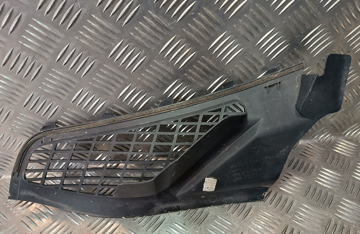 Porsche Cayenne S 92A Abdeckung 7P5819176B ORIGINAL gebraucht - Scheibenwischerabdeckung – Produktansicht 2