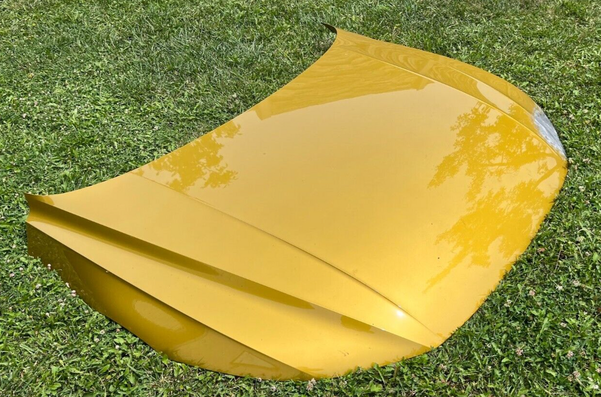 VW Arteon Bj. ab 2017- Frontklappe verbessert Kurkumagelb ORIGINAL gebraucht - Motorhaube – Produktansicht 2