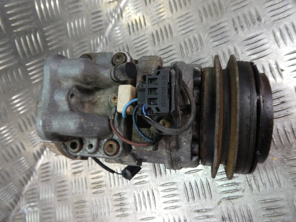 Mercedes-Benz C126 W126 II Serie Klimakompressor ORIGINAL NIPPONDENSO gebraucht - 1161310101 – Produktansicht 2